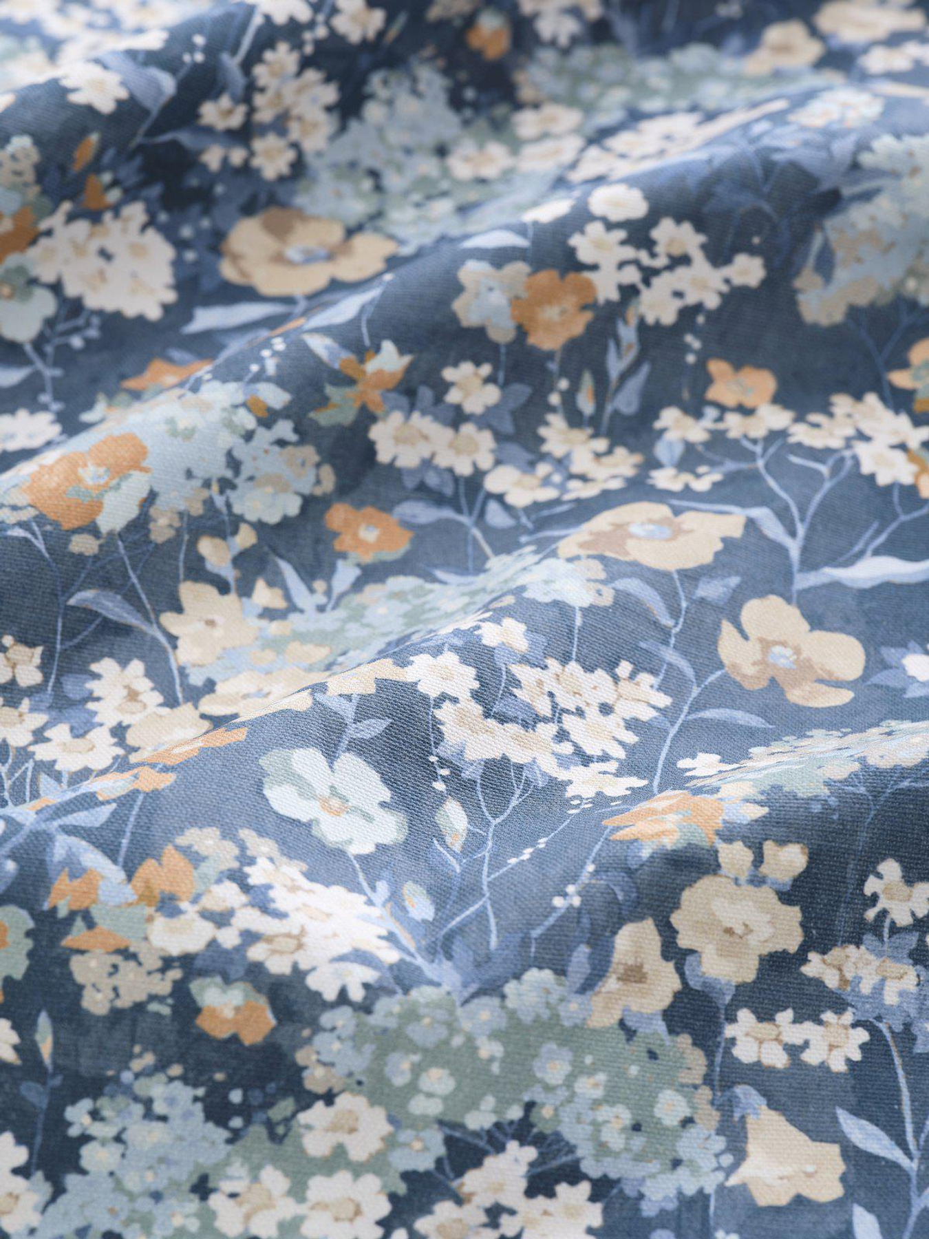 Gardintyg Äng - metervara Blå